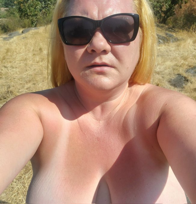 Oooo do I ever have a surprise for the Subscribers of my Fan Club this week!  2 Separate VIDEOS of Outdoor<a href="/tag/halloween2021"class="tags"><span>#halloween2021</span></a><a href="/tag/adultmutualaid"class="tags"><span>#adultmutualaid</span></a>