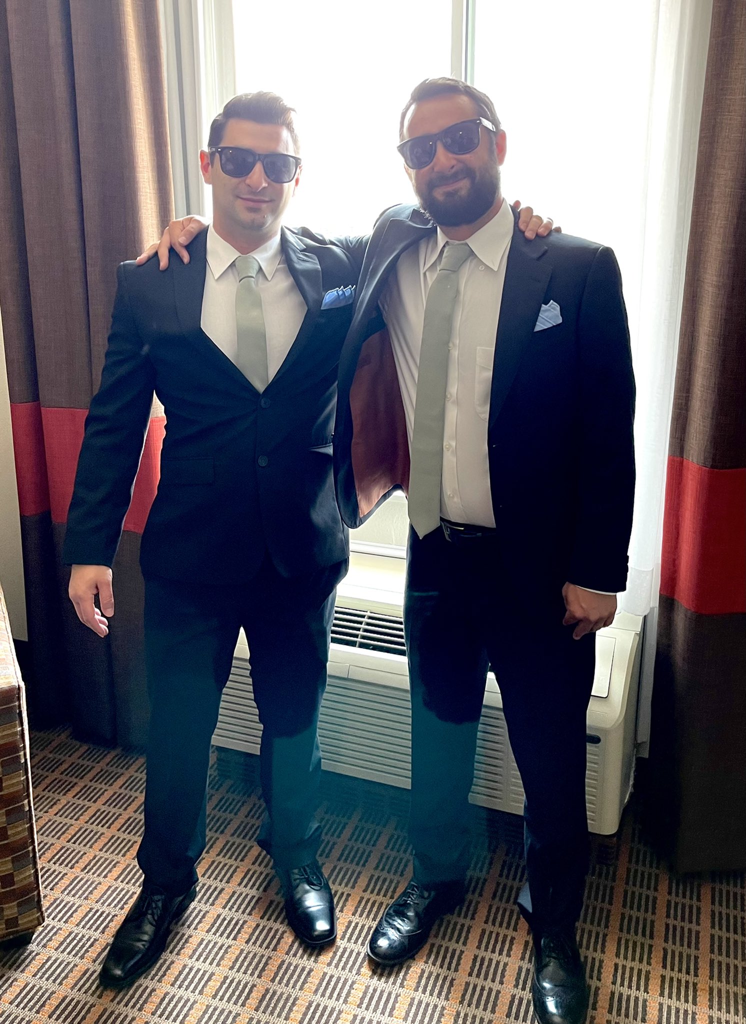 The best wedding ever 🎉🎉🎉 https://t.co/0UIy2totpZ