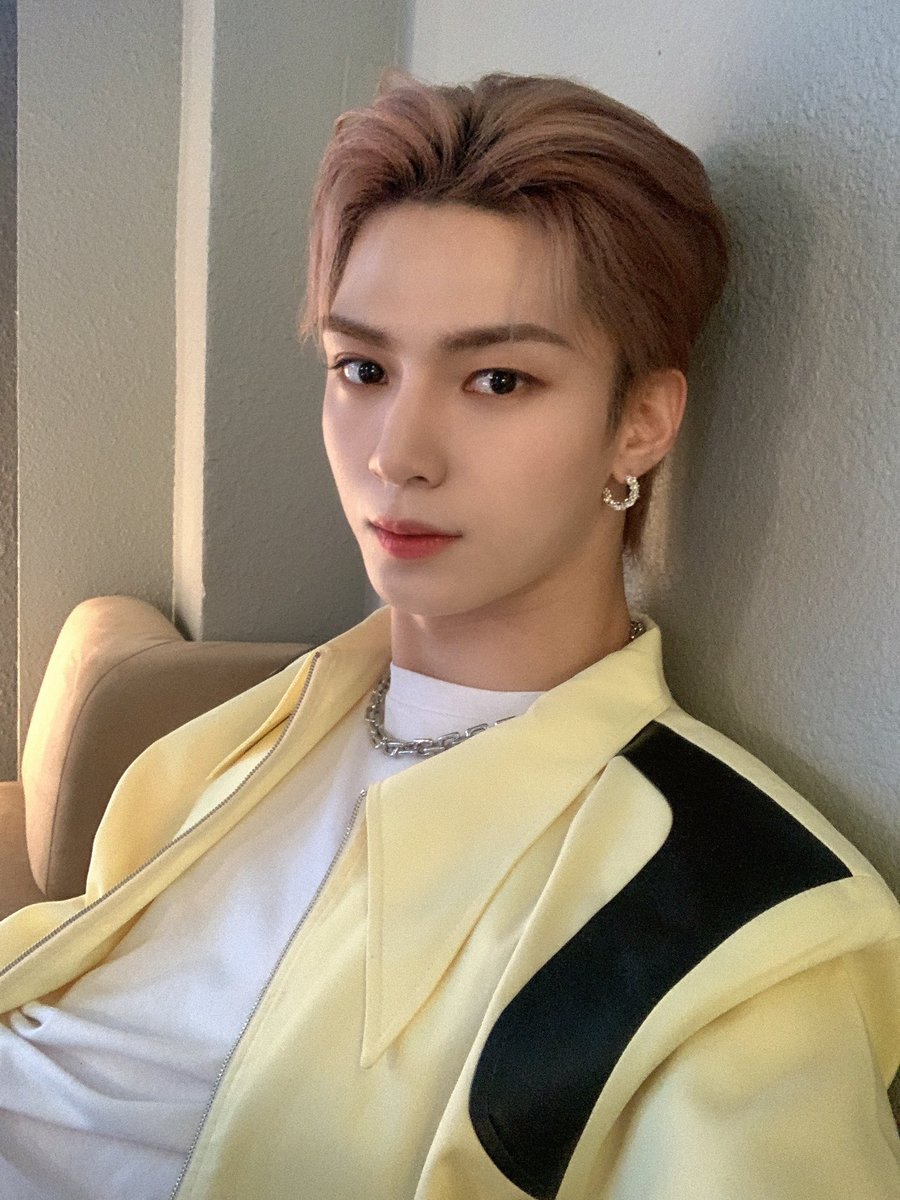 OmegaX_members's tweet photo. [#OX]

보고싶다아아아아아

#OMEGA_X #오메가엑스 #한겸 https://t.co/0DBrde5JDe