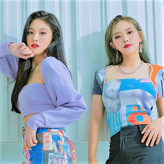 onmymind_2812's tweet photo. all hail to loona's bermuda triangle... https://t.co/le5jYnHVLy
