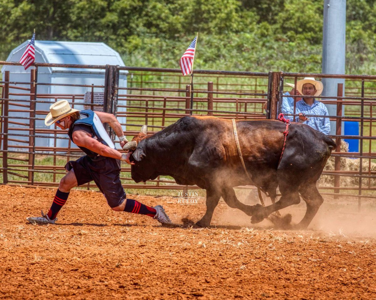 CjTackman's tweet photo. Still running the Hoop @dlemons59 

Couldn’t have done it without @ProsperEaglesFB and all the amazing coaches, but I made it. 
First rodeo at the Payne County Bull Bash in Perkins, Ok https://t.co/dbuiWXsZJ5