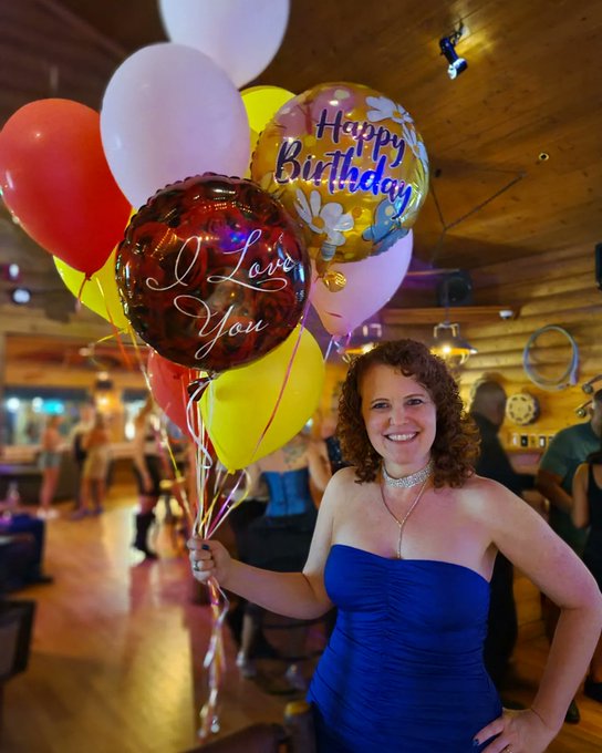 My friends and family really surprised me Saturday night.  I was so touched.  I had a fabulous time.<a href="/tag/outdoorliving"class="tags"><span>#outdoorliving</span></a><a href="/tag/covid19"class="tags"><span>#covid19</span></a><a href="/tag/staythefhome"class="tags"><span>#staythefhome</span></a>