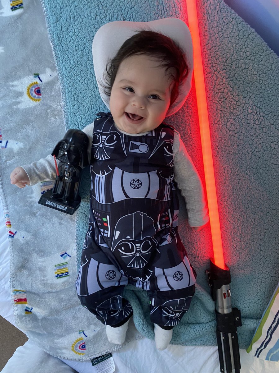 tmabypodcast's tweet photo. We shall watch your future with great interest….. #starwars #santi #alwaystwo #sith https://t.co/D8Rmaj7CoA