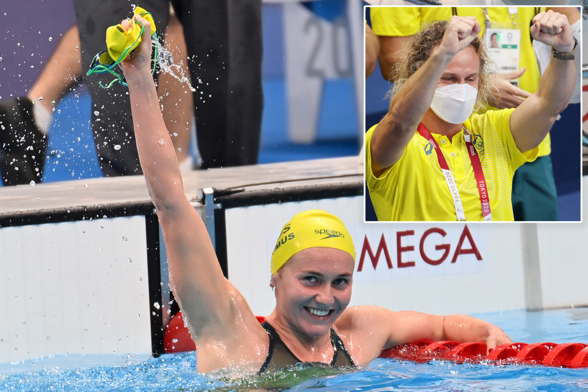 Australian swimming coach's cheer goes viral after Ariarne Titmus beats Katie Ledecky