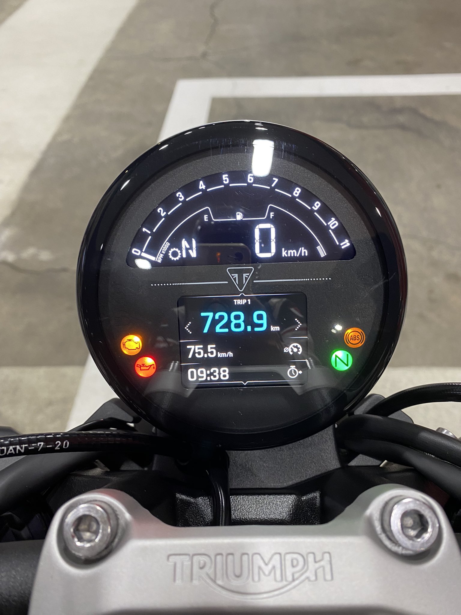 Keijohn 片道364km 往復で728km走破 往路はかなり回して復路はあまり回さず 結果は平均燃費 26kmくらい 3気筒エンジンにしては燃費良いのかな バイク乗りとして軽く自己紹介 バイク好きな人と繋がりたい バイクのある風景 トライアンフ