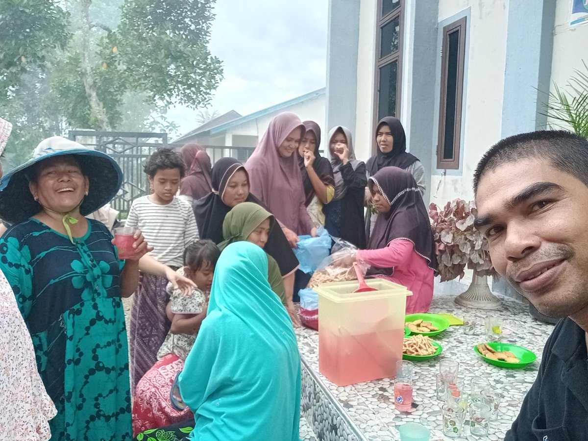 Mursyidan10's tweet photo. #BLTDanaDesa
Alhamdulillah.. semoga selalu berkah
@jokowi 
@halimiskandarnu
@Kemendespdtt
@malik_haramain
@imansyukri
@taufikmadjid71
@yusradaridesa 
@azzameldzikrie 
@tppkemendes https://t.co/sjHHBvtrUR