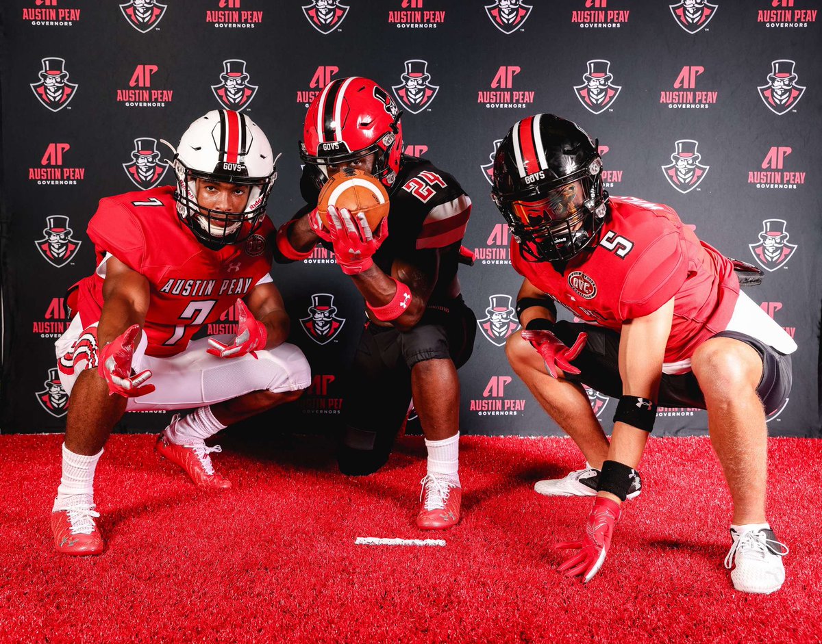 thecaidenhill's tweet photo. Austin Peay📍@brian_2baca @CoachMC_APSU @Da_DREAM47 @APSUCoachSW @actionpack_jg https://t.co/MR3oijV1rx