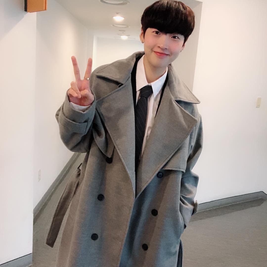 chilllllin_'s tweet photo. 아나 태권도 이다빈선수 진짜 너무멋있고 귀여워 그리고…. 잘 까불어 https://t.co/N8I9wrqqYP