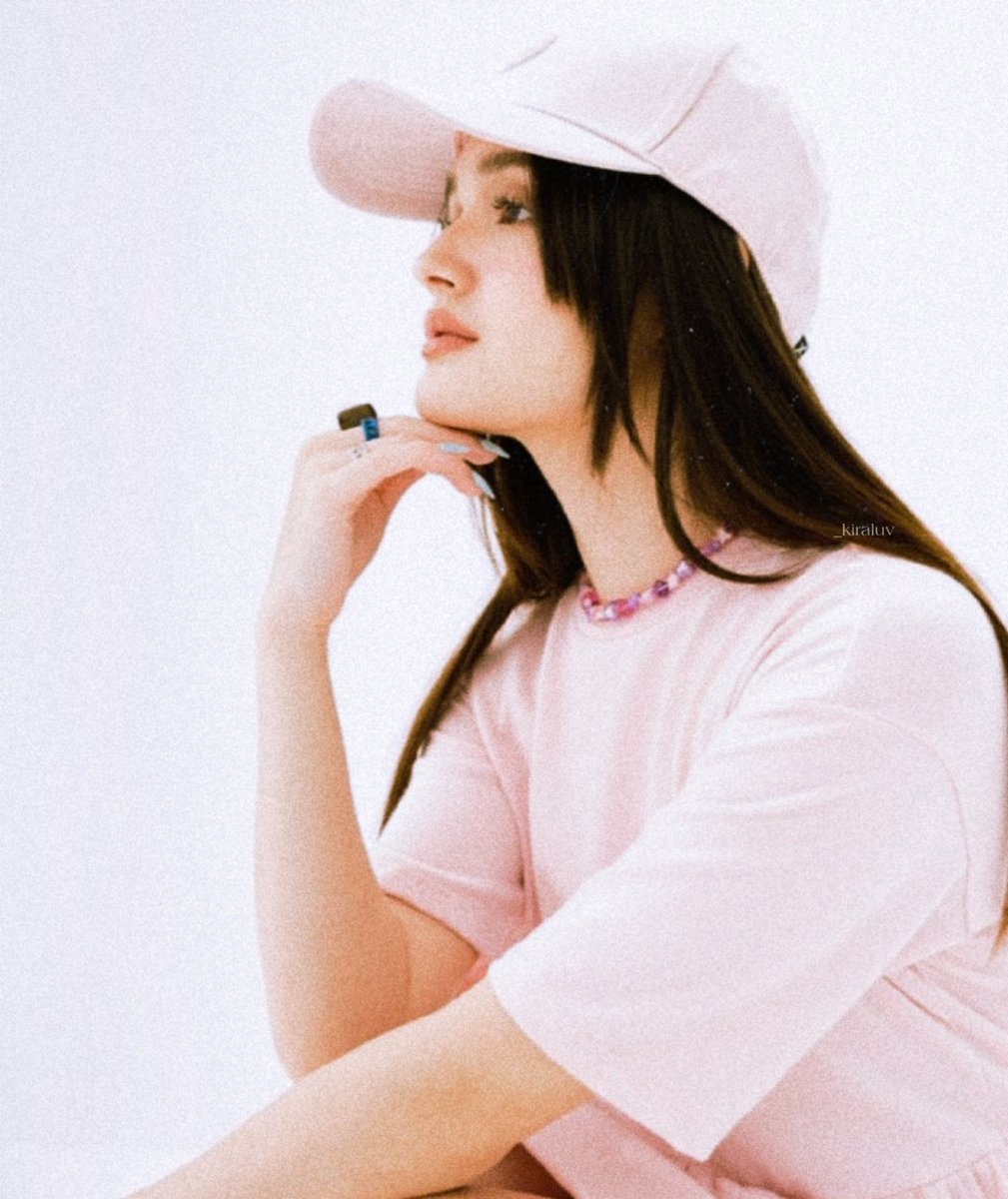 _kiraluv's tweet image. pink π·
@Kbalinger β’ #KiraBalinger