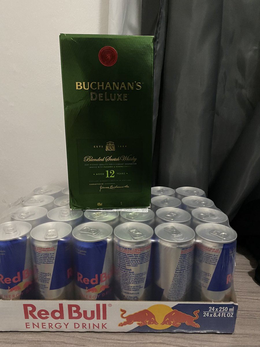 LCALVEES's tweet photo. R$ 300 só chamar fortalece no RT 💪 https://t.co/tf3lOlPrVC