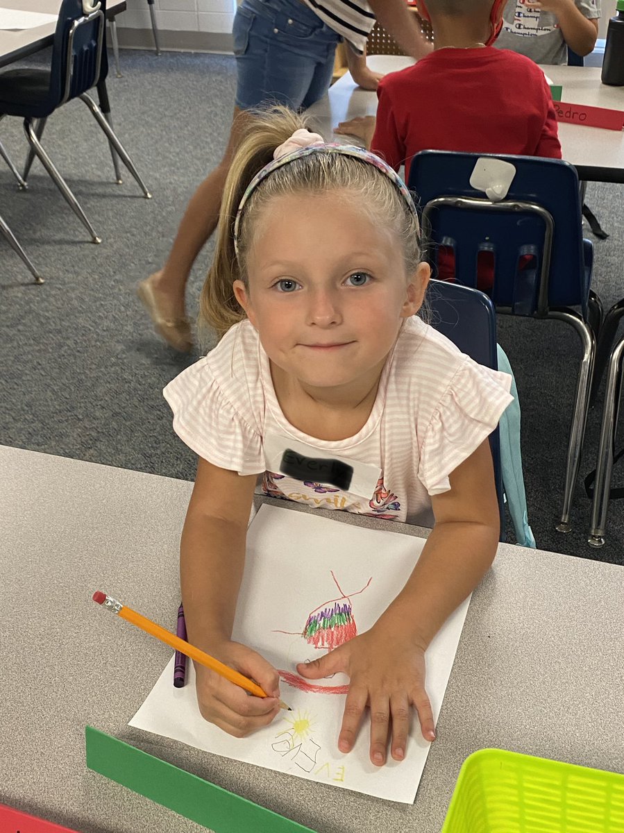 Day 1 of Kinder Camp was full of smiles! We love our Kinder Cubs <a href="/ChascoElem/">Chasco Elementary</a> #ShineBright #KinderCamp21 <a href="/mtoncich1/">Mike Toncich</a>