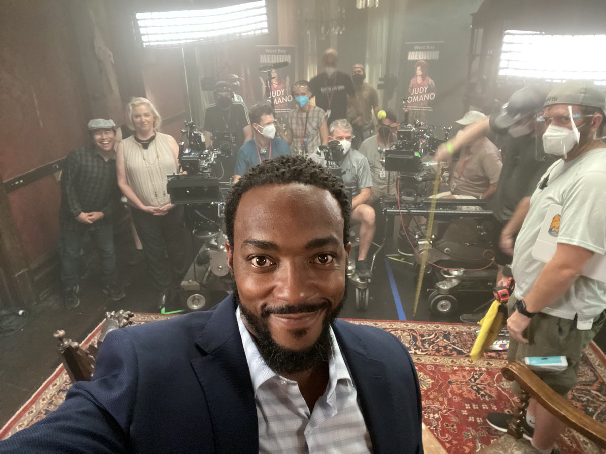 I’m so excited about this movie, I got crazy eyes!!! @chrislandon @Netflix @jahiwinston_ @nilesfitch @TheEricaAsh @DavidKHarbour #WeHaveAGhost #NolaFilming