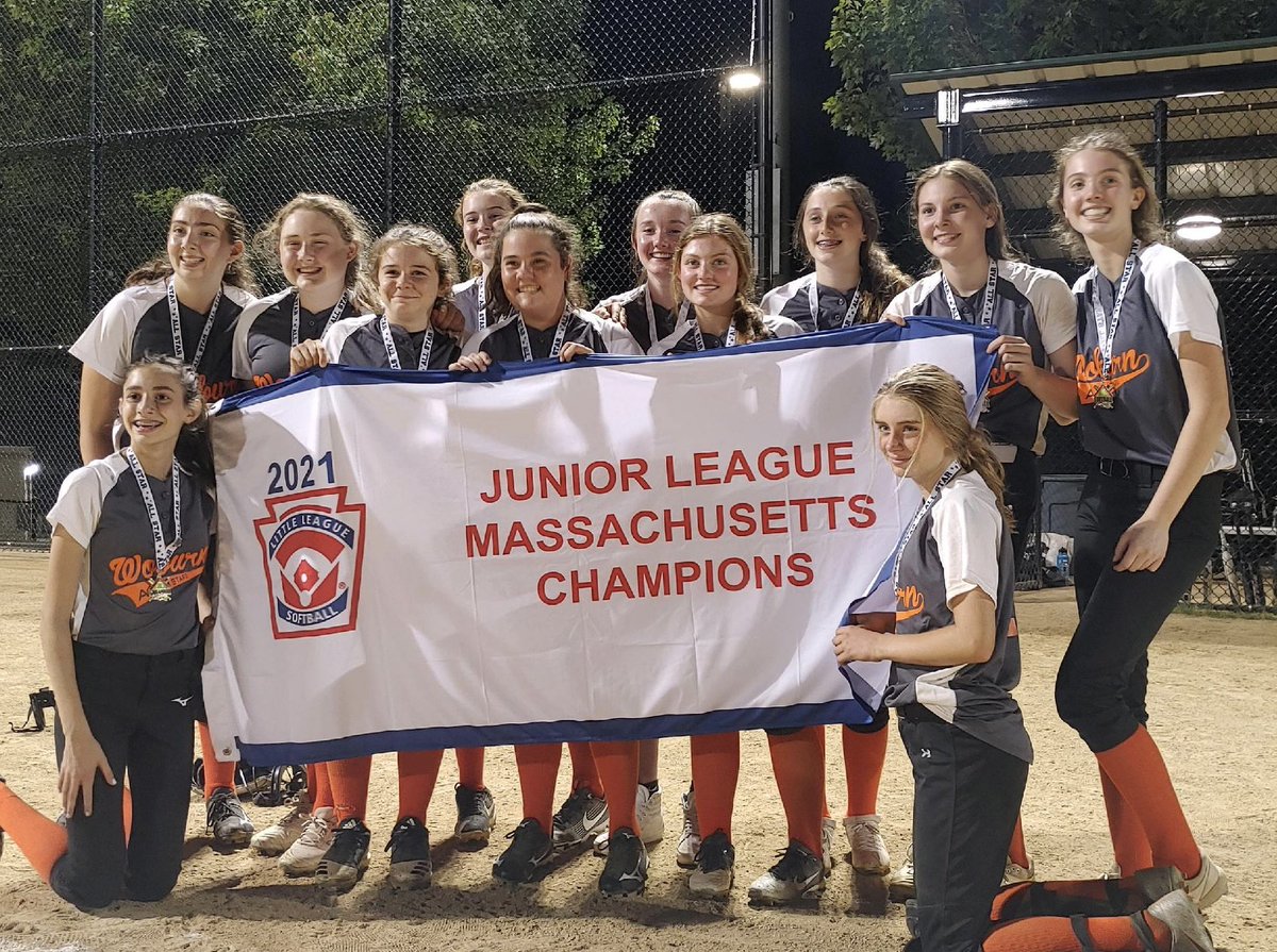 LisaTuz's tweet photo. Congratulations to Woburn Softball Junior Senior League State Champions! https://t.co/28J84QNoJf