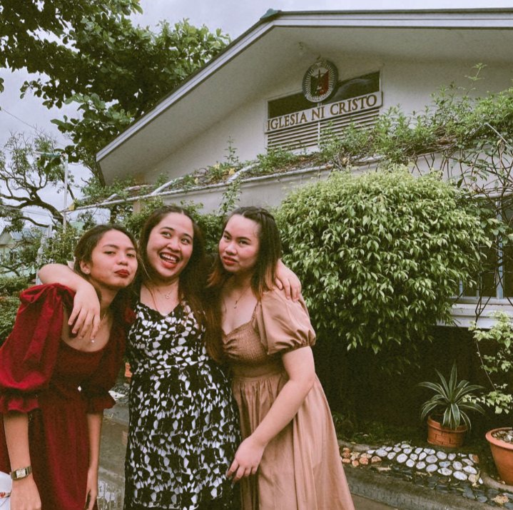 ilonahmay_'s tweet photo. Laging ipagpapasalamat sa Ama na nakilala ko kayo at kasamang tumutupad ng tungkulin. Mahal ko kayo 💚🤍❤️ https://t.co/4USUkvd174