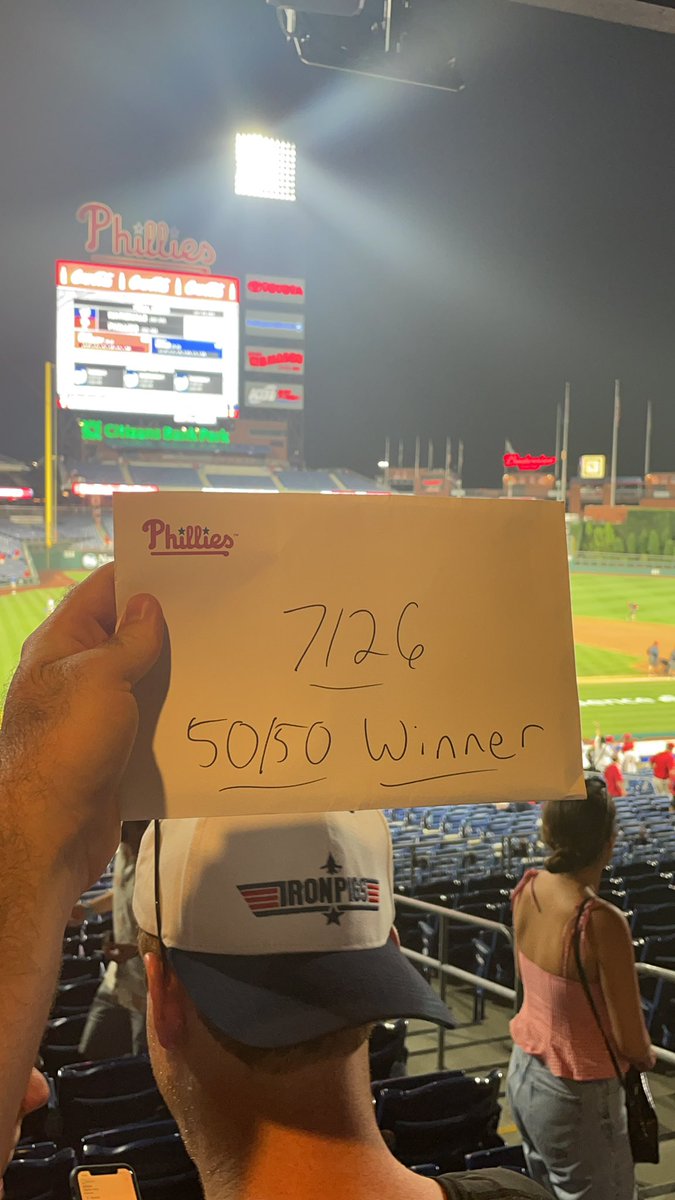 CaseyMckeee's tweet photo. @BarstoolBigCat 50/50 winning ticket https://t.co/9kDQldwF0C