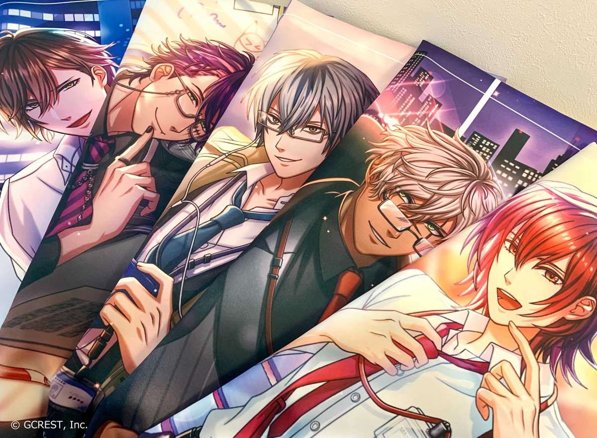 ট ইট র 公式 ちゃれくじ サンプル公開 夢王国と眠れる100人の王子様 株式会社ドリームリングくじ A賞 クッションカバー 裏表の太陽 月覚醒のイラストがカッコいいクッションカバー 500mm 300mmのクッションが入ります 販売は 8 23 月