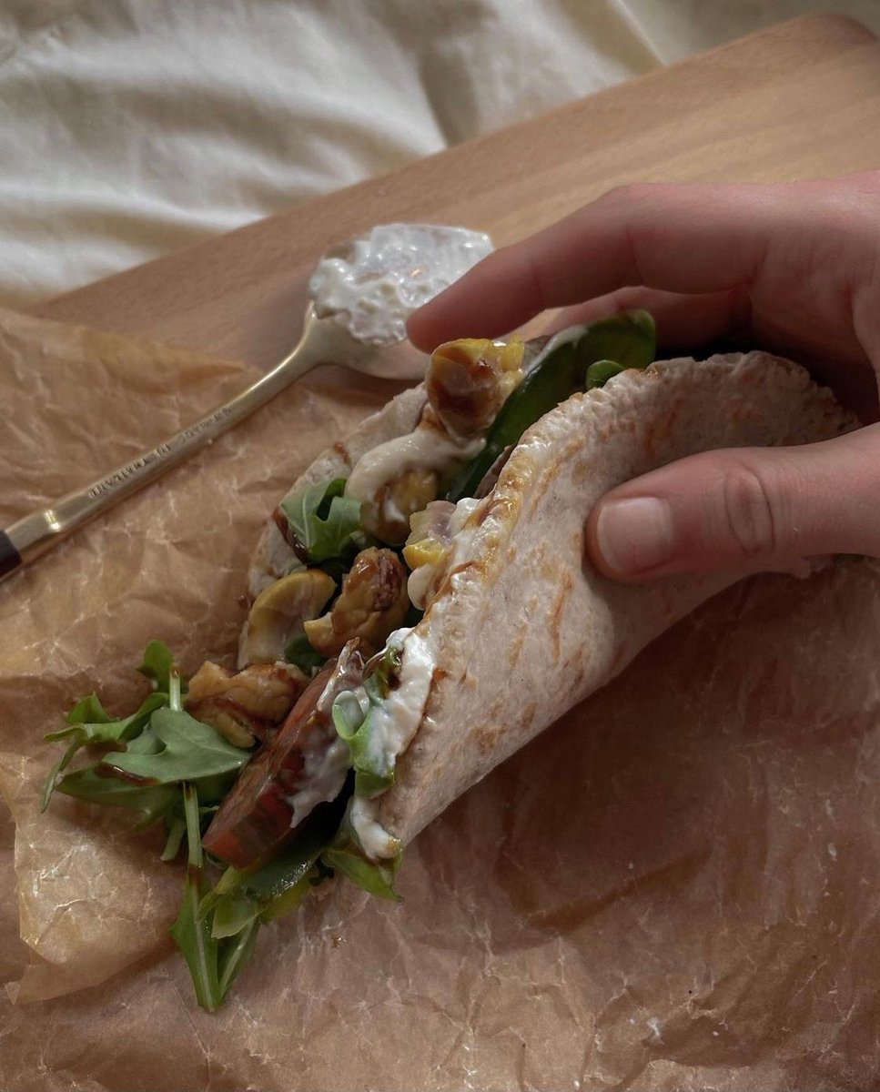 MeruMiso's tweet image. Homemade wraps  with tofu @merumiso cream by @maiseatsfordaze

Image: @maiseatsfordaze