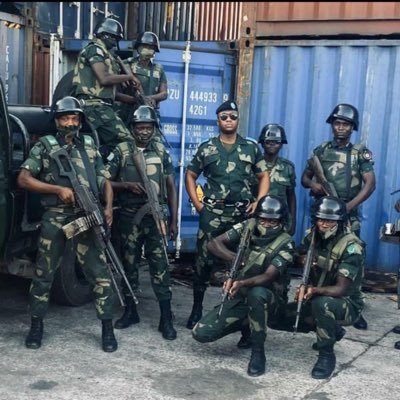 JonathanboltN's tweet photo. #J'♥️ mon armée https://t.co/S25IgeaU24