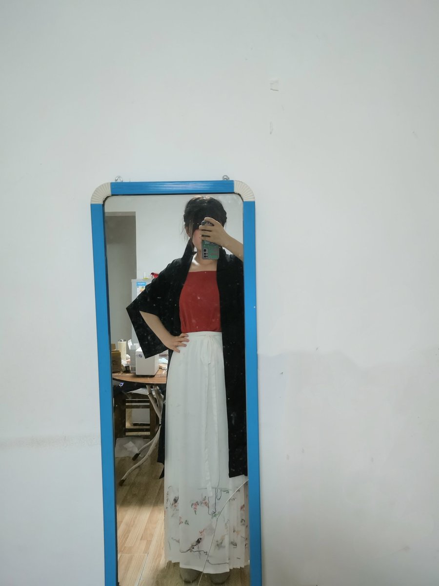 sunfly1122's tweet photo. #汉服 日常生活 https://t.co/3nEy6K0u3n