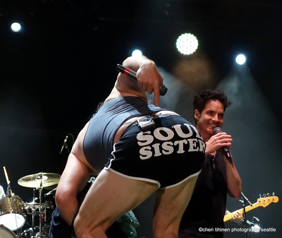 Cheri_Seattle's tweet photo. @mattnathanson You know, just reminiscing the REALLY SPECIAL moments!!  ❤️❤️ 6 years ago!!  @train  @thegorgeamp https://t.co/VXeO0ra9LM