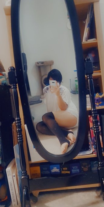 1 pic. I'm chubby ;-;
#gay #femboy #femboyfeet #feet #trap https://t.co/KsXeZ4I3yz