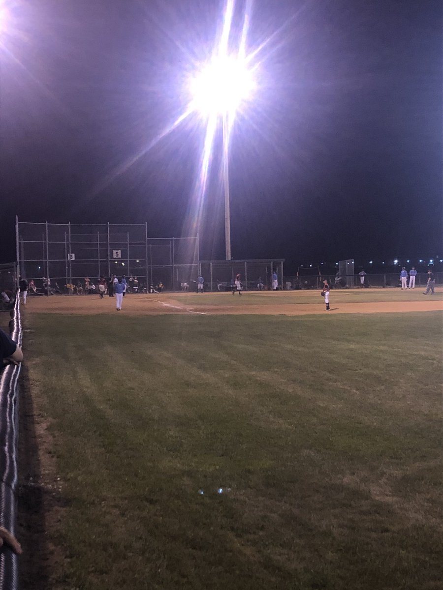 Tonyb4793's tweet photo. Big Night For The U13Oildome Team Under The Lights In Brandon #baseball #summersgame #letthemplay https://t.co/ZLnLCRpi5a