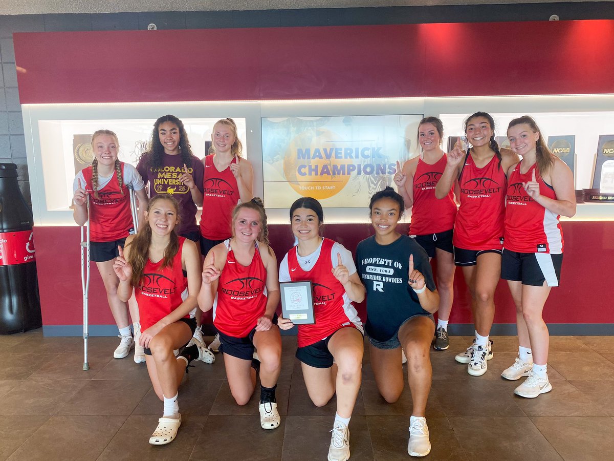 kinsey_trujillo's tweet photo. We just finished the season up with a @USJN tournament, we ended up with a 4-1 record! I am beyond thankful for my coaches, teammates, and opportunities! So excited to start high school season with the @RHSLadyHoops! @jeffneal11 @HessReyleigh @BrynnPrice19 @JamColorado https://t.co/Ye9FpqRMZr