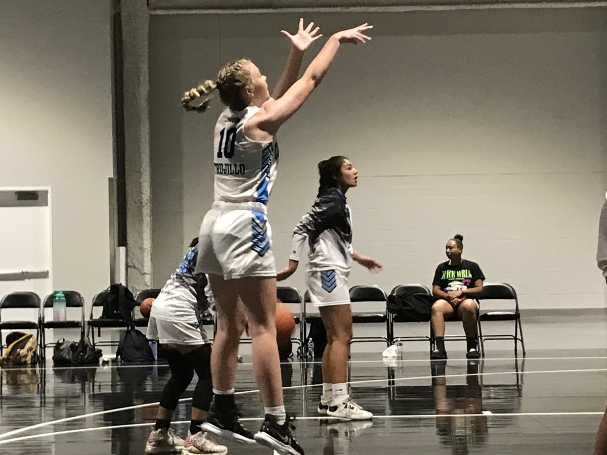 kinsey_trujillo's tweet photo. We just finished the season up with a @USJN tournament, we ended up with a 4-1 record! I am beyond thankful for my coaches, teammates, and opportunities! So excited to start high school season with the @RHSLadyHoops! @jeffneal11 @HessReyleigh @BrynnPrice19 @JamColorado https://t.co/Ye9FpqRMZr