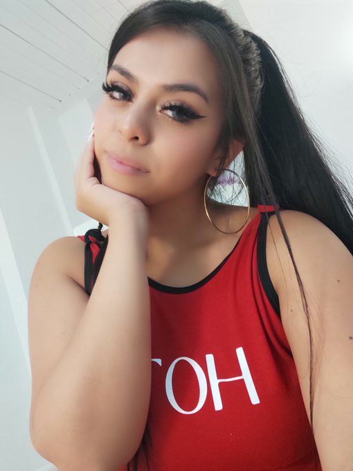 TW Pornstars - Karito. Fotos y vídeos de Twitter.