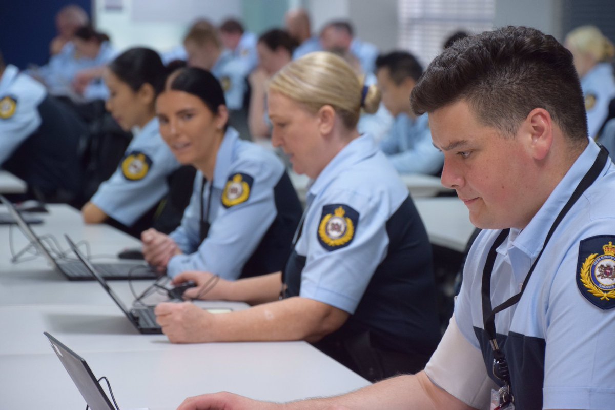 Many everyday #COVID19 #frontline heroes are working hard to keep us safe. 
A special #shoutout today to our @NSWJustice sheriffs who are helping <a href="/nswpolice/">NSW Police Force</a> ensure compliance with <a href="/NSWHealth/">NSW Health</a> orders. Great example of agencies lending a 🤝in times of crisis. Thx to all involved!