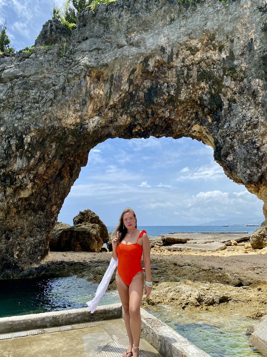 I feel all your love guys, thank you for your well wishes and your birthday greetings. Golden girl na ako but remember age ain’t nothing but a number. A big thank you also for your tireless support for <a href="/kobierbrown/">kobie brown</a> and <a href="/iamandiabaya/">Andi Abaya</a>  We are so grateful and lucky to have you all💙