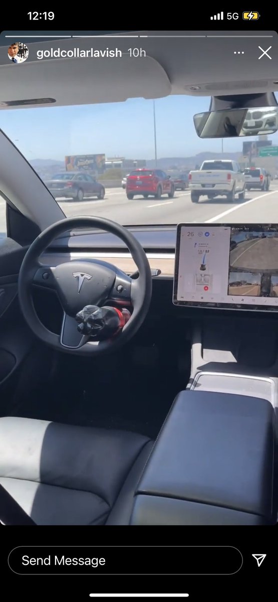 TheAutonocast's tweet photo. If only there was a solution for this. https://t.co/FU5A0Q41HO