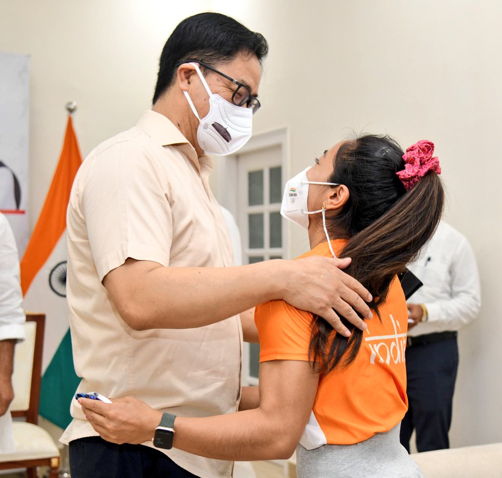 KirenRijiju's tweet photo. Most satisfying moment!
"I'll come back with medal for India" Mirabai said this before leaving for Japan to represent India @ Olympics #Tokyo2020 #Cheer4India https://t.co/onwmI2A950