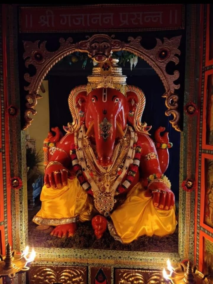 AnkitParab13's tweet image. तुमच्या मनातील सर्व इच्छा गणेशजी पूर्ण करोत हीच अंगारकी चतुर्थी निम्मित गणेशा चरणी प्रार्थना ।
                         ।।गणपती बाप्पा मोरया।।