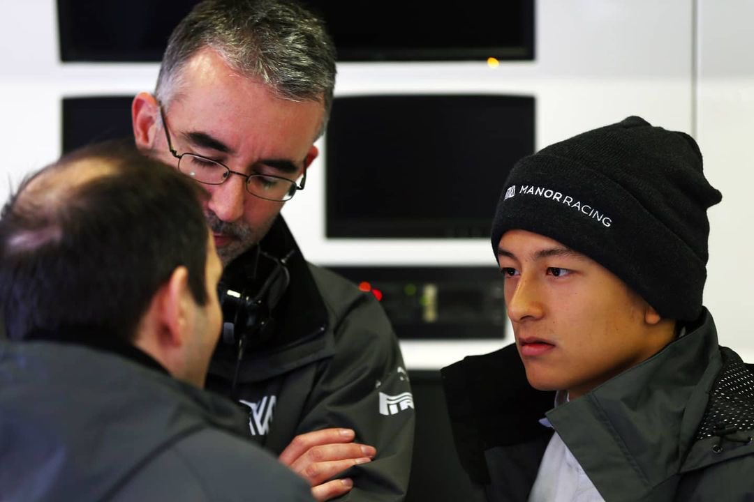 RHaryantoracing's tweet image. 2016 F1 Pre season test #throwbacktuesday