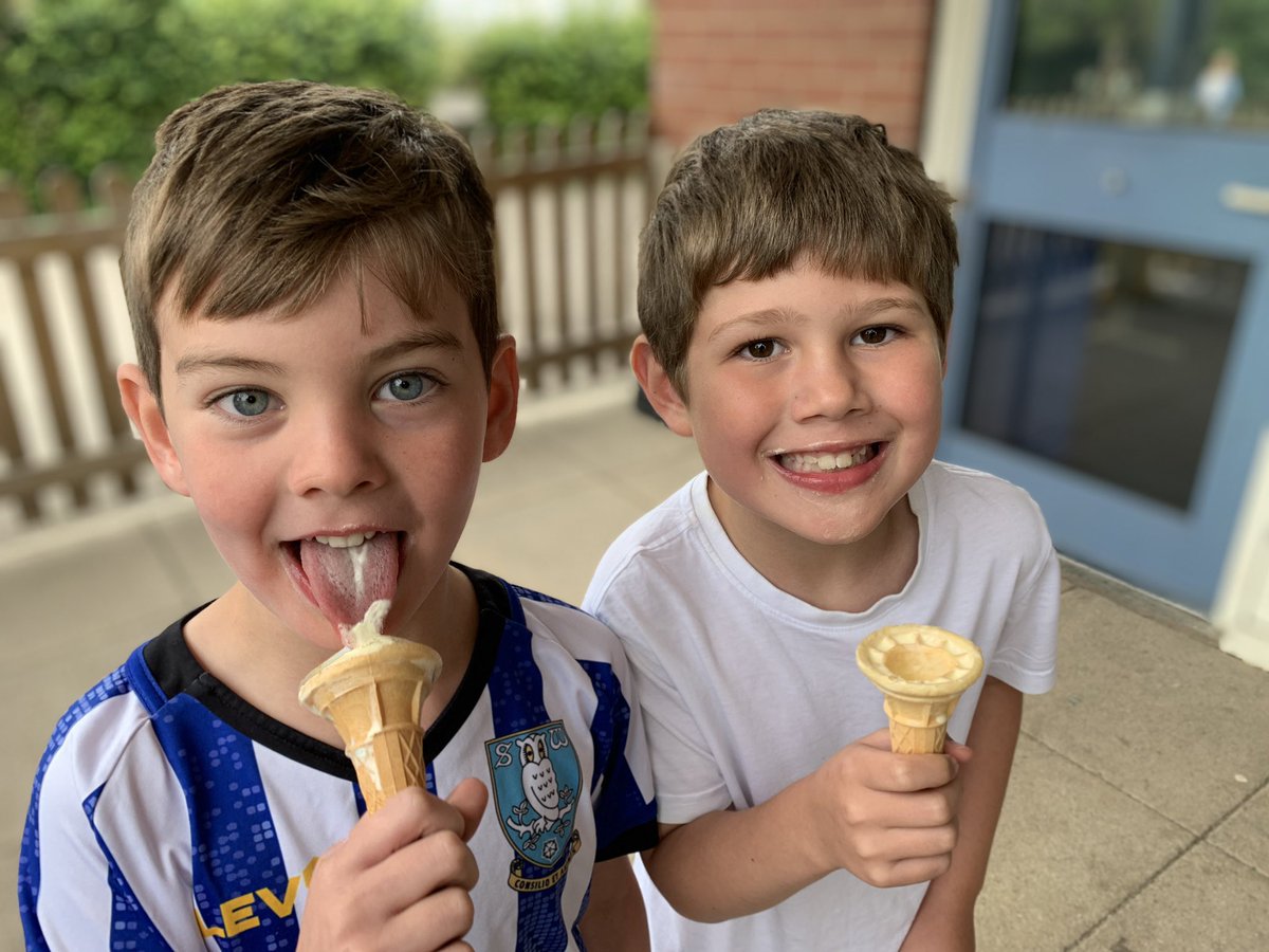 ClassFirecrest's tweet image. End of year treats 🍦 #farewellfirecrests