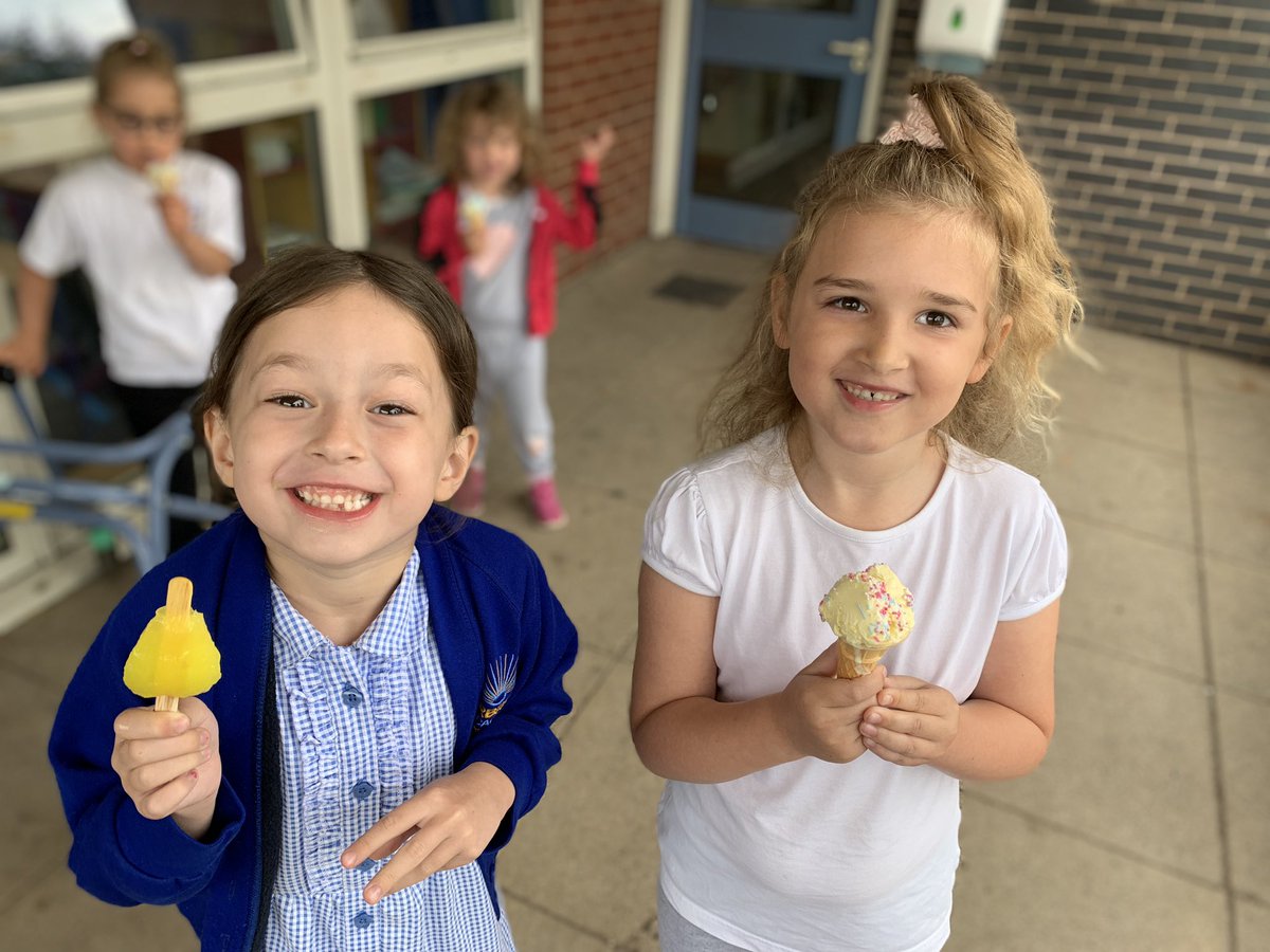 ClassFirecrest's tweet image. End of year treats 🍦 #farewellfirecrests