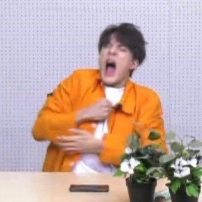 leejenocams's tweet photo. Two types of jeno lee 

What the heck:                  What the fuck: https://t.co/ifJjAvyZTT