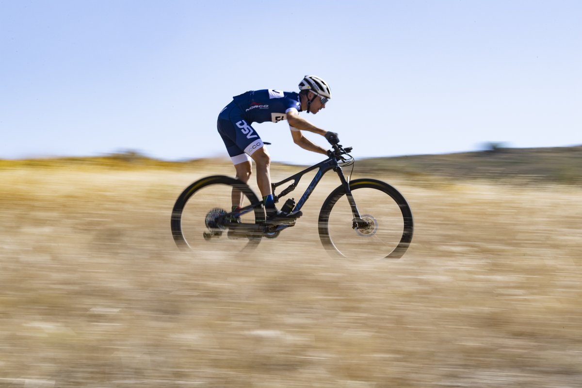DSV SHIFT Academy (@dsvshiftacademy) on Twitter photo This past weekend <a href="/Jacquesjvren/">Jacques Janse van Rensburg</a> took on the <a href="/BuffelsdriftMTB/">BuffelsdriftMTBPark</a> big 5 challenge and came away feeling strong and prepared for the <a href="/attakwas/">Attakwas Extreme</a> coming up in August. <a href="/Jacquesjvren/">Jacques Janse van Rensburg</a> was blown away by the grip and durability of his new <a href="/HUTCHINSONTIRES/">Hutchinson Tires</a> This past weekend <a href="/Jacquesjvren/">Jacques Janse van Rensburg</a> took on the <a href="/BuffelsdriftMTB/">BuffelsdriftMTBPark</a> big 5 challenge and came away feeling strong and prepared for the <a href="/attakwas/">Attakwas Extreme</a> coming up in August. <a href="/Jacquesjvren/">Jacques Janse van Rensburg</a> was blown away by the grip and durability of his new <a href="/HUTCHINSONTIRES/">Hutchinson Tires</a>
