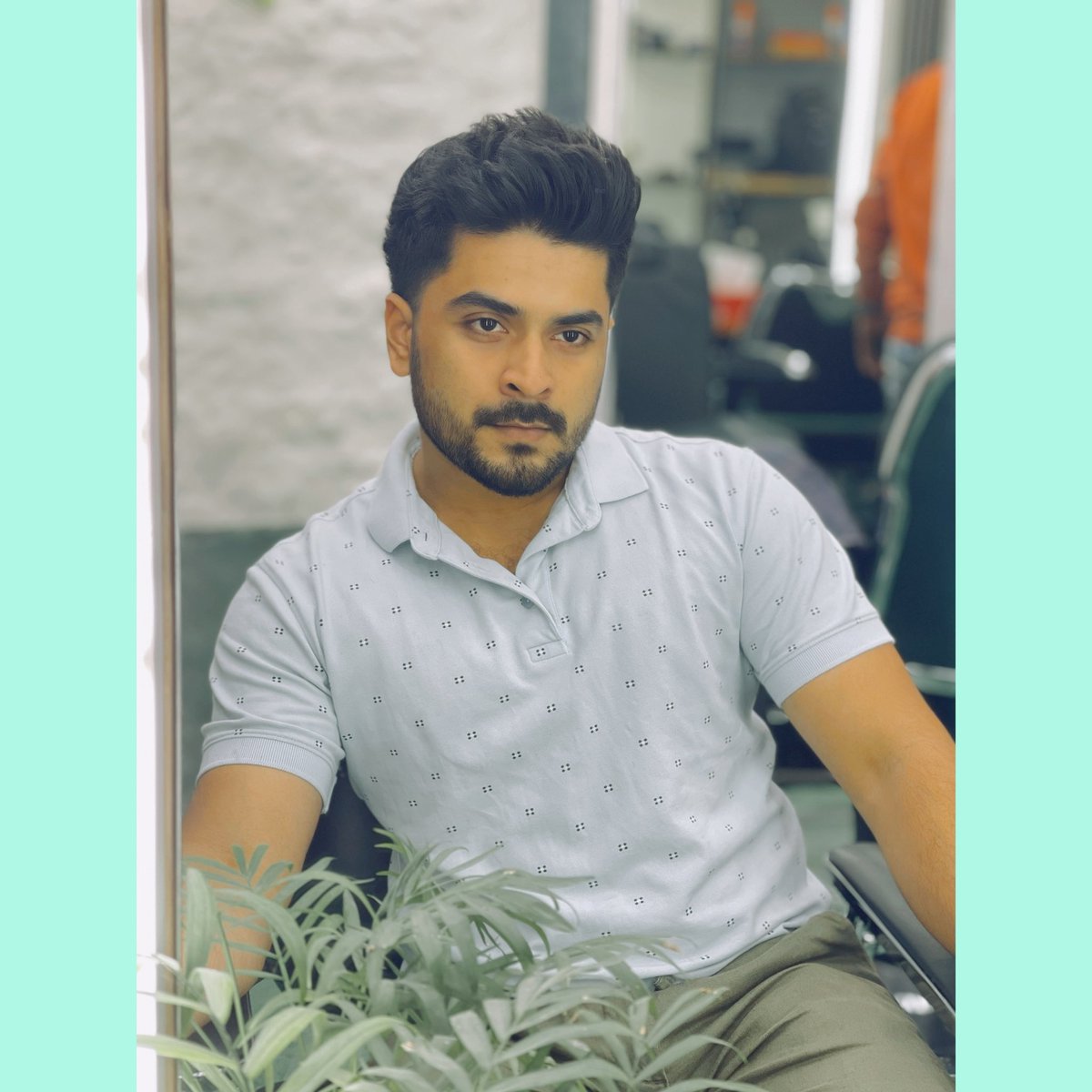 “We Cannot Become What We Want By Remaining What We Are” - Max Depree
.
.
.
.
.
.
.
Thank You @amityashwant_hair @manemaniac_ ♥️
#newhaircut #newhair #change #marathistars #tawdenahitabahi