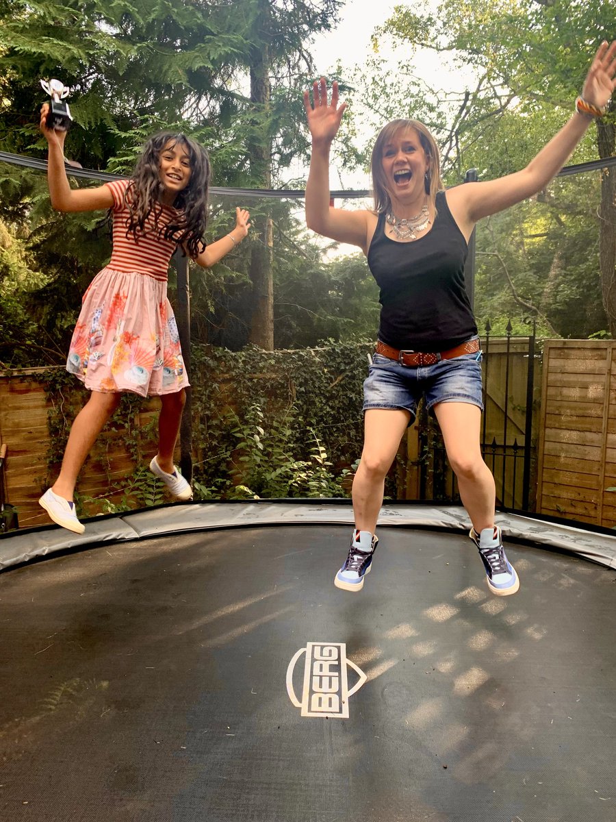 A big leader in a little body.🙌So proud of my youngest student who was awarded a music scholarship 🏆⭐⭐⭐⭐⭐ She went for it, under exceptionally challenging circumstances, with only 1 coaching session, performing very alternative material which she was determined to do.