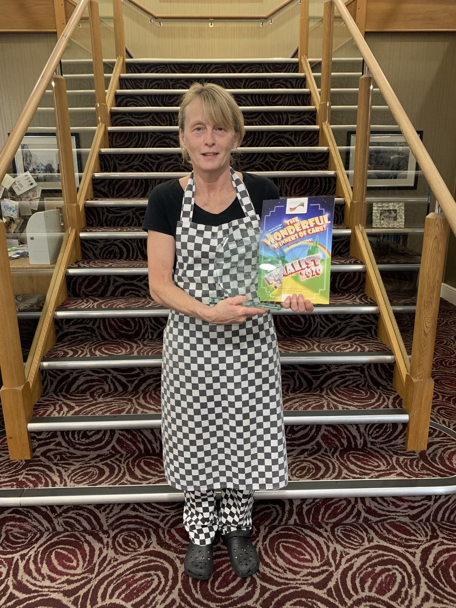 idealcarehomes's tweet photo. We have an East Midlands @GBcareawards regional winner! 🏆Huge congratulations to Gillian Poole from Coppice Lodge Care Home who took home the 'The Care Home Cook/Chef' Award! 👩🍳
#RegionalWinner #carehomechef https://t.co/e7kqH2K0qB