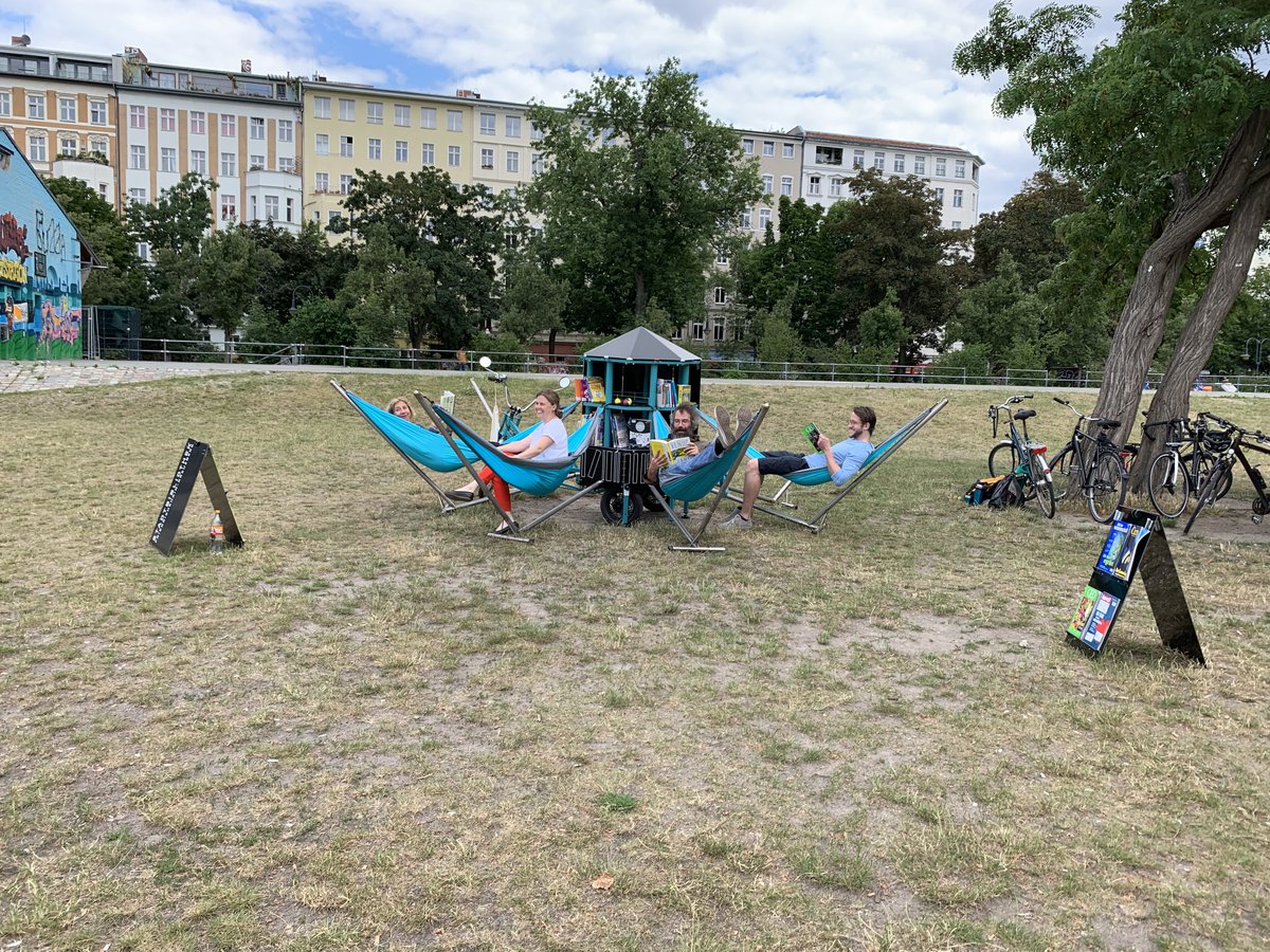 Unser #BiboBike ist diese Woche in #Kreuzberg unterwegs: Morgen im #Viktoriapark, Samstag im #Görli und Sonntag am #Urbanhafen. Alle Infos unter: berlin.de/stadtbibliothe….