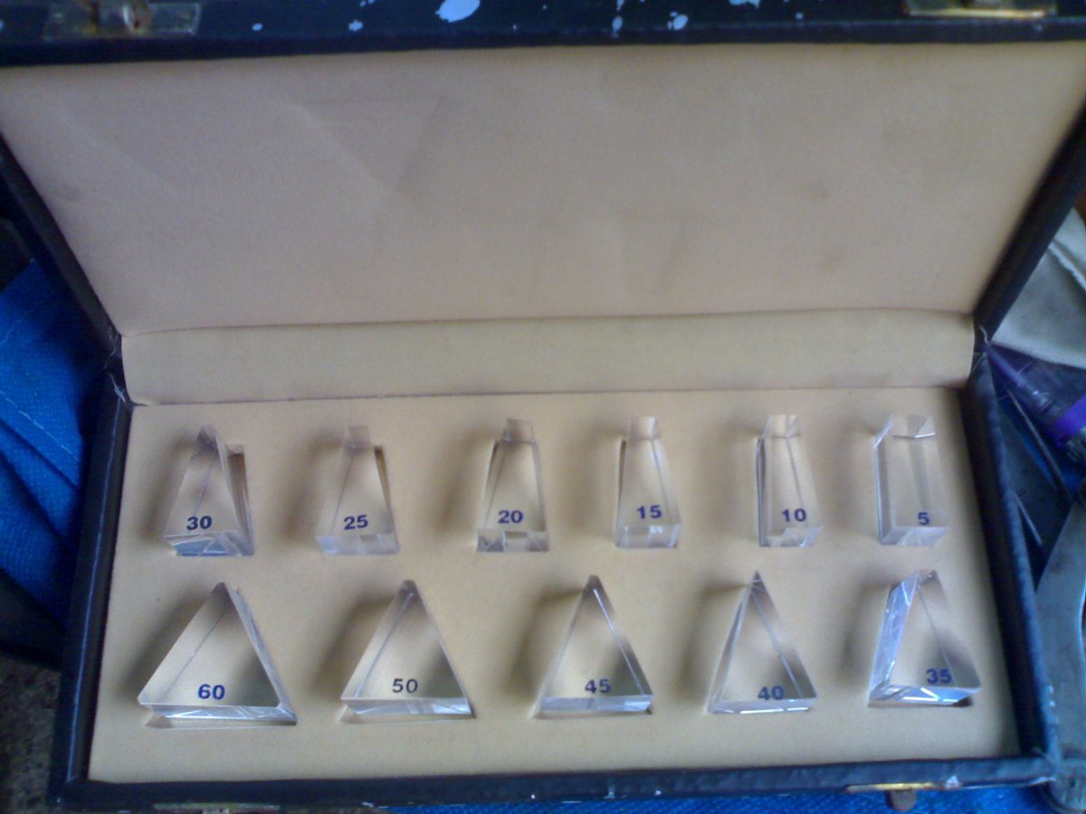 HBSurgitech's tweet photo. Loose Prism Set

For more similar products visit our website - https://t.co/uPgZA9rSqz

#looseprismset #ophthalmic #ophthalmiclens #ophthalmicinstruments #optometry #ophthalmology https://t.co/UQTiW5AqE8