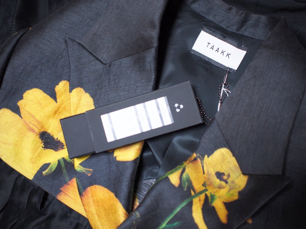 1911307_clothes's tweet photo. https://t.co/nzLVERhBM1