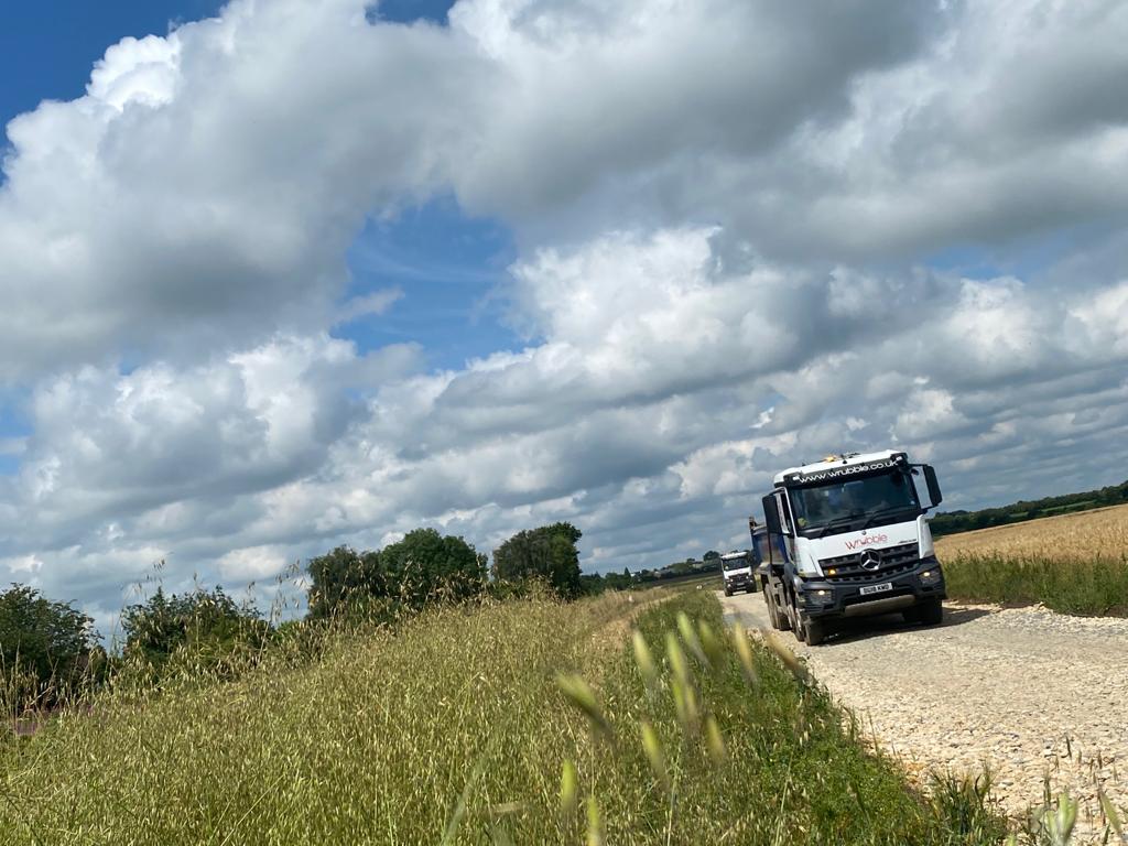 Wrubble LTD (@wrubbleltd) on Twitter photo A local site to site move for our tippers working with 💚♻️<a href="/GoGreenLtd/">Go Green 💚♻️</a> for Amco Giffen 🌿 #teamwork #worcestershire #tipper #tipperhire #plant #planthire #sitemove A local site to site move for our tippers working with 💚♻️<a href="/GoGreenLtd/">Go Green 💚♻️</a> for Amco Giffen 🌿 #teamwork #worcestershire #tipper #tipperhire #plant #planthire #sitemove