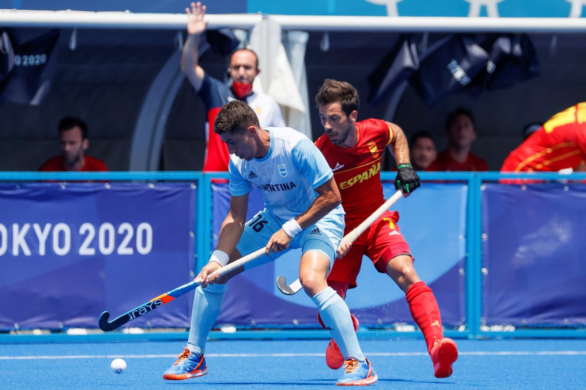 nochedeporteesp's tweet photo. #Tokyo2020: #HockeyHierbaMasc🏑

La crónica: Nuestros #RedSticks 🇪🇸🏑 caen ante #India 🇮🇳(0-3) y prácticamente quedan eliminados.  

¡Toca seguir! y mil gracias a #FredSoyed por todo lo que nos ha dado. 

https://t.co/A6CKOD6O9x

Imagen: RTVE https://t.co/dJitSDHIjb