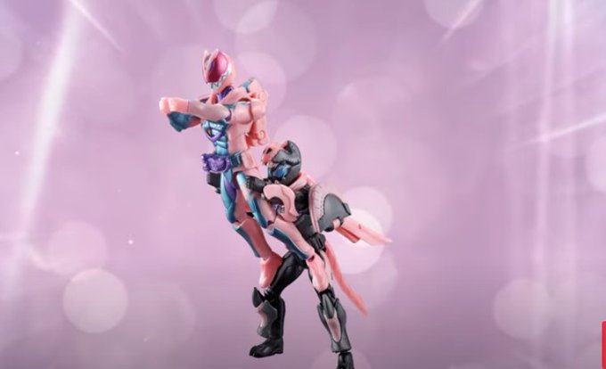 リバイスのリミックス変身で空中モランコ思い出してしまってもうダメだった 