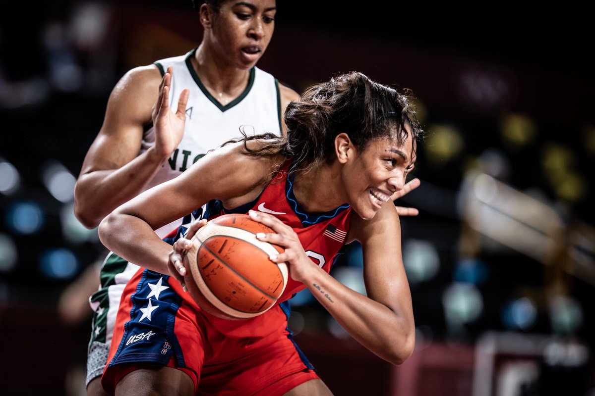 .<a href="/_ajawilson22/">A'ja Wilson</a> up to a game-high 14 PTS

END 3Q | 🇺🇸 70 🇳🇬 50

#Tokyo2020 #Basketball