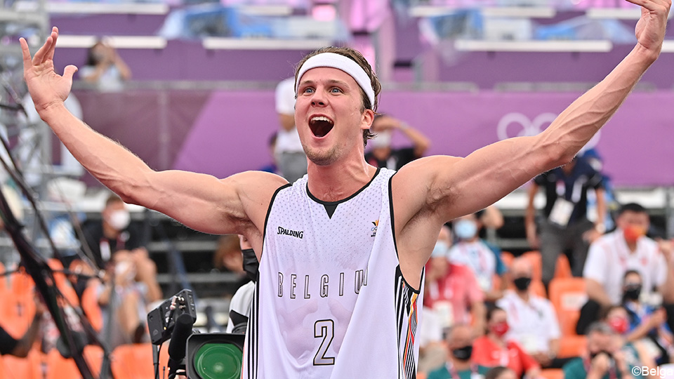 sporza's tweet photo. De Belgian Lions 3x3 staan in de kwartfinales van de Olympische Spelen!

#Basketball #tokyo2020 

https://t.co/hcaD7zjuTt https://t.co/z9BWi8q1V6